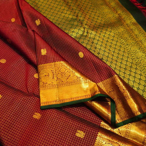 Royal Maroon Vaira Oosi Kattam Kanjivaram Silk Saree