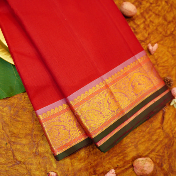 Premeium Traditional kanchipuram silk saree in Tomato red with contrast border