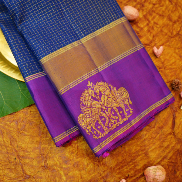 Premeium Traditional kanchipuram silk saree in Navy Blue with contrast double border