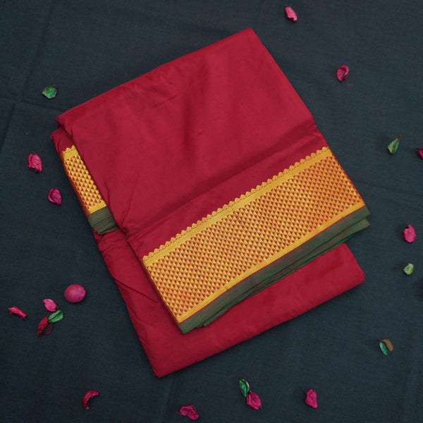 Crispa Red Traditional Kanchipuram Silk Saree in 9 Yards with Getti Border - Vivaaha Silks & Sarees