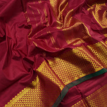 Load image into Gallery viewer, Crispa Red Traditional Kanchipuram Silk Saree in 9 Yards with Getti Border - Vivaaha Silks & Sarees