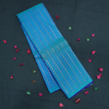 Load image into Gallery viewer, Peacock Blue Borderless Kanchipuram Silk Saree with Copper Zari Brocade - Vivaaha Silks & Sarees