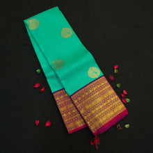 Load image into Gallery viewer, Rama Green Korvai Border Kanchipuram Silk Saree