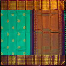 Load image into Gallery viewer, Rama Green Korvai Border Kanchipuram Silk Saree