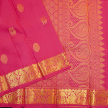 Load image into Gallery viewer, Peach pink Kanchipuram silk saree with gold annam and chakaram butta motifs, rich zari pallu, and traditional temple border – perfect for bridal and festive wear from Vivaaha Silks.