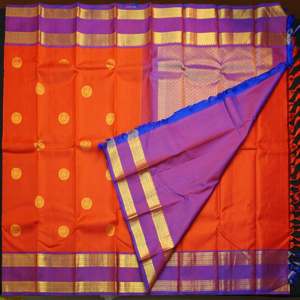 Chilli Red Kanchipuram Silk Saree with Double Border & Butta Motif - Vivaaha Silks & Sarees
