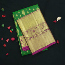 Load image into Gallery viewer, Emerald Green Long Border Kanchipuram Silk Saree - Vivaaha Silks & Sarees
