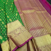 Load image into Gallery viewer, Emerald Green Long Border Kanchipuram Silk Saree - Vivaaha Silks & Sarees