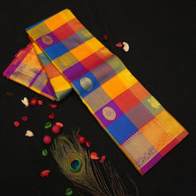 Load image into Gallery viewer, Classic Kanchipuram Silk Saree in Palum Pazhamum Kattam Design - Vivaaha Silks & Sarees