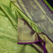 Load image into Gallery viewer, Exclusive Green and Purple Tissue Kanchipuram Wedding Silk Sari - Vivaaha Silks & Sarees