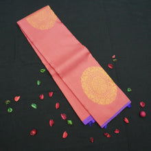 Load image into Gallery viewer, Baby Pink Stylish Borderless Kanchipuram Silk Saree - Vivaaha Silks & Sarees