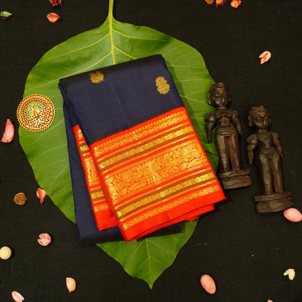 premium Korvai kanchipuram silk saree in Navy Blue 