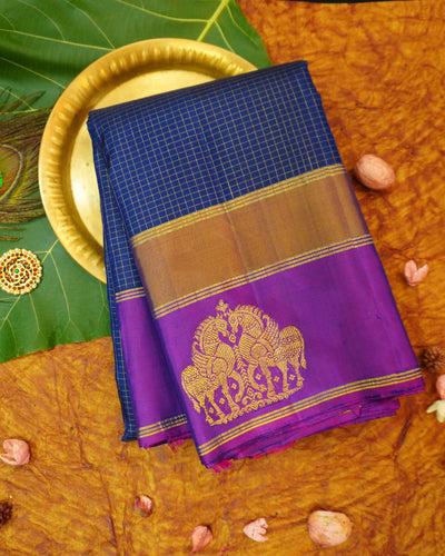 Mutthu Kattam Kanjivaram Silk Saree with Double Border & Butta