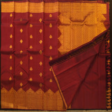 Load image into Gallery viewer, Turning Border Kanchipuram Silk Saree with Butta and Rich Pallu Design
