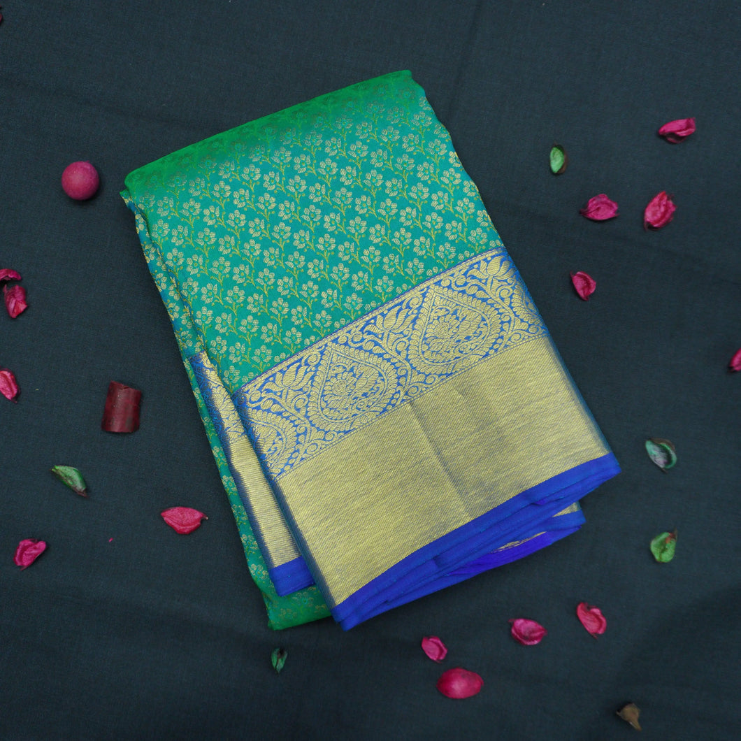 Jungle Green Kanchipuram Silk Saree with Blue Border & Zari Pallu - Vivaaha Silks & Sarees