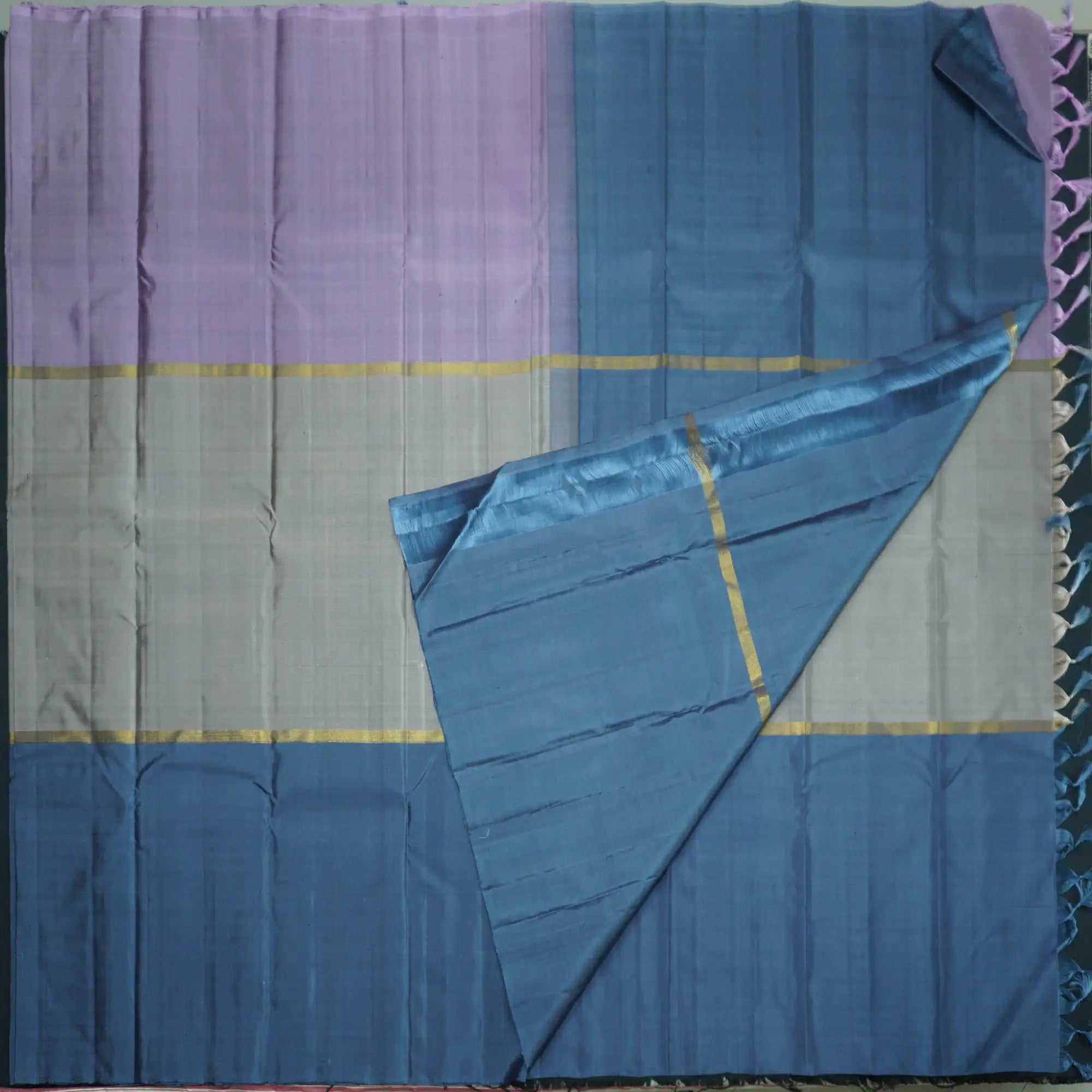 Lightweight Steel Gray Kanchipuram Silk Saree with Lavender & Blue Mubbagam
