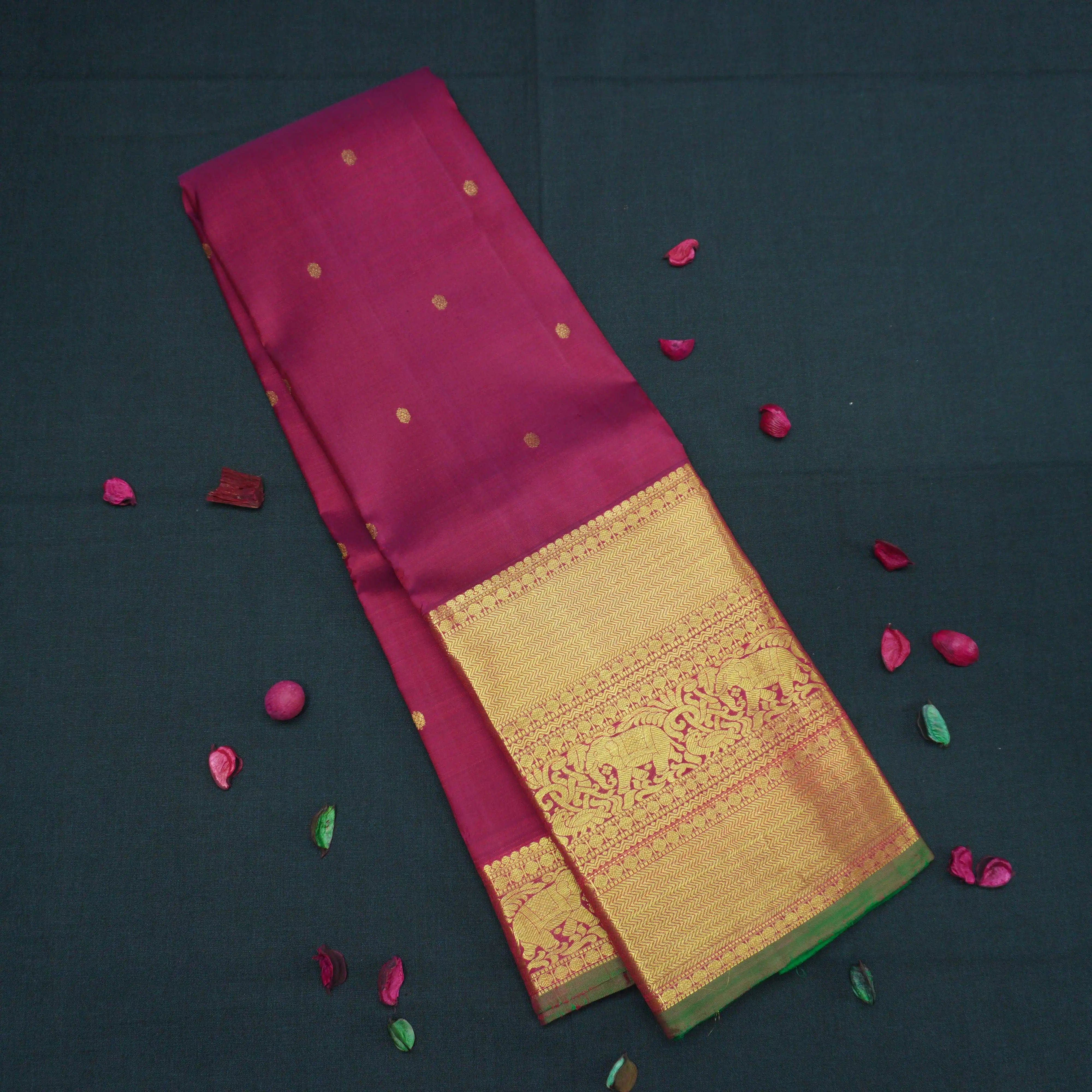 Araku Red Handloom Silk Saree with Traditional Border Design
