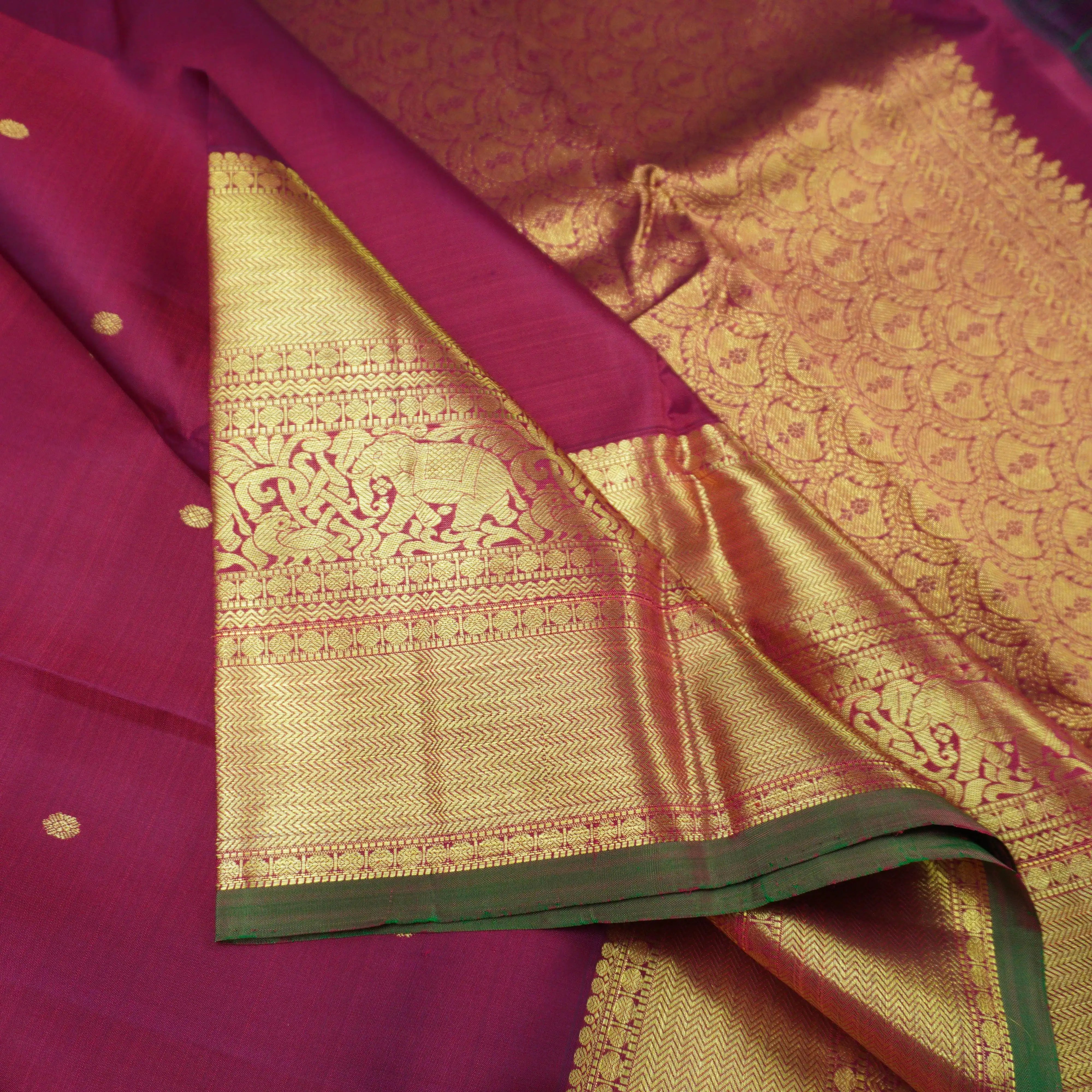 Araku Red Handloom Silk Saree with Traditional Border Design
