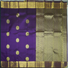 Load image into Gallery viewer, Handloom Kanchipuram Silk Saree in Navalpazham with Traditional Peacock Design
