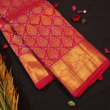 Load image into Gallery viewer, Rani Pink Bridal Kanchipuram Silk Saree with Gold Zari Thilagam Brocade
