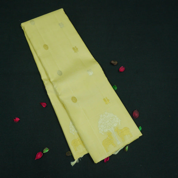 Ivory Kanchipuram Silk Saree