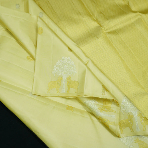 Ivory Kanchipuram Silk Saree