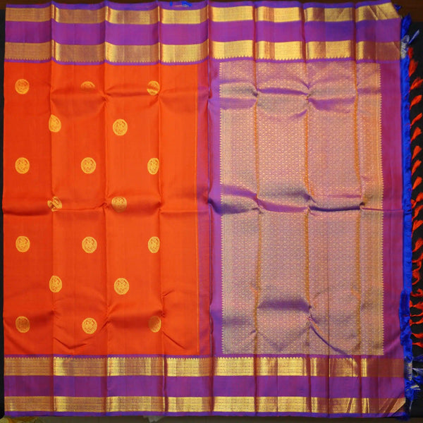 Chilli Red Kanchipuram Silk Saree with Double Border & Butta Motif - Vivaaha Silks & Sarees