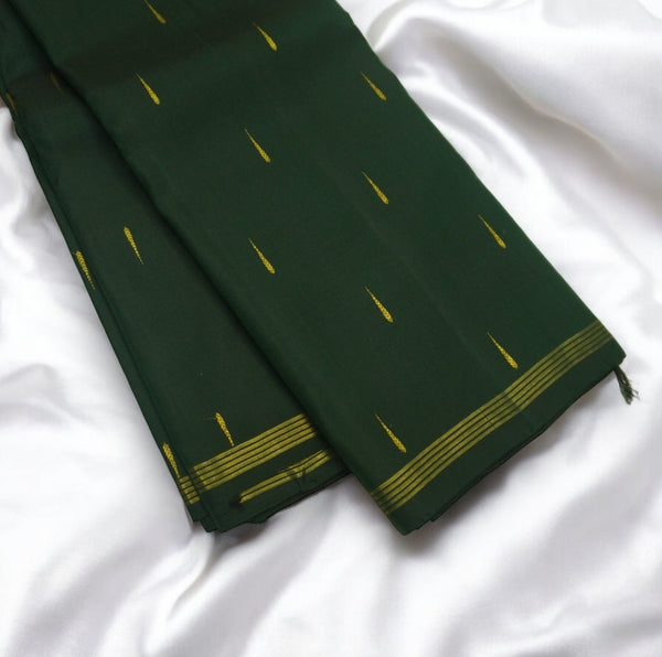 Traditional Bottle Green Kanchipuram Silk Saree with Malli Moggu Butta