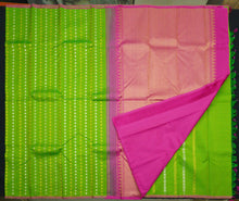 Load image into Gallery viewer, Parrot Green Borderless Handloom Silk Saree
