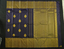 Load image into Gallery viewer, Truning Border Kanchipuram Silk Saree in Navy Blue with Gold Zari
