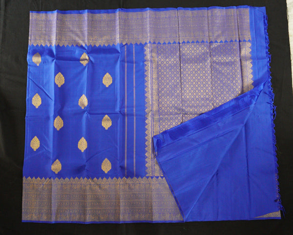 Truning Border Kanchipuram Silk Saree in Blue with Gold Zari - Vivaaha Silks & Sarees