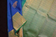 Load image into Gallery viewer, Kanchipuram Silk Saree in Blue Color with Traditional Border in Gold Zari
